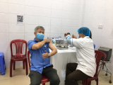 (11-05-2021) Cảng Lotus ưu tiên tiêm ngừa vắc xin Covid -19 (đợt 1) cho CB, NV tuyến đầu thường xuyên tiếp xúc, làm việc trực tiếp trên tàu nước ngoài